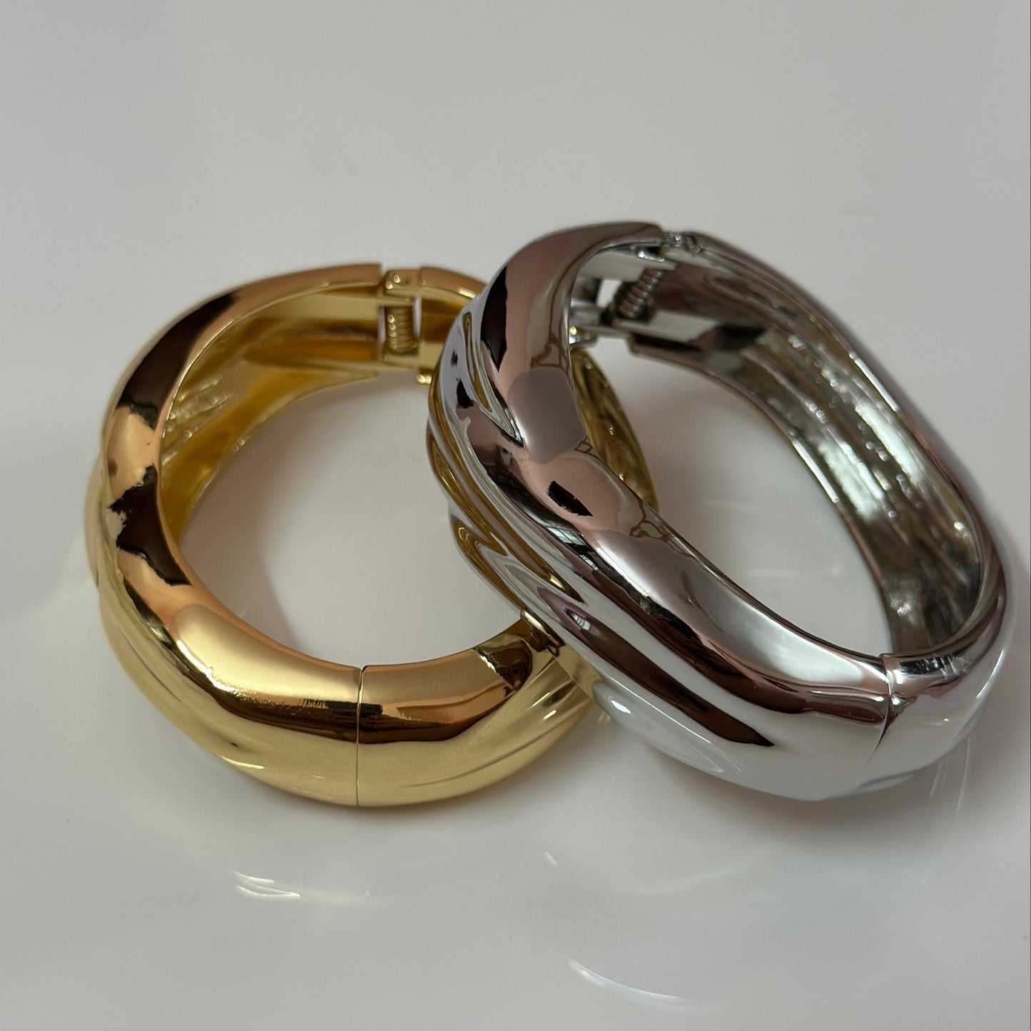 Wave Cuff {golden}