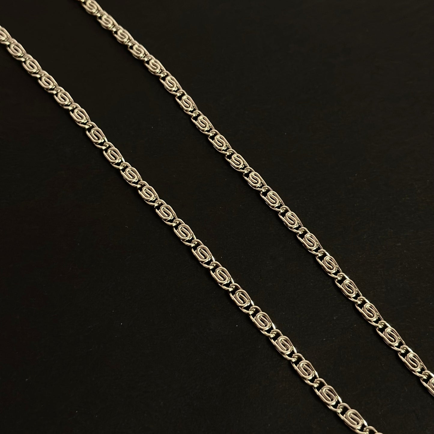Twine silver chain