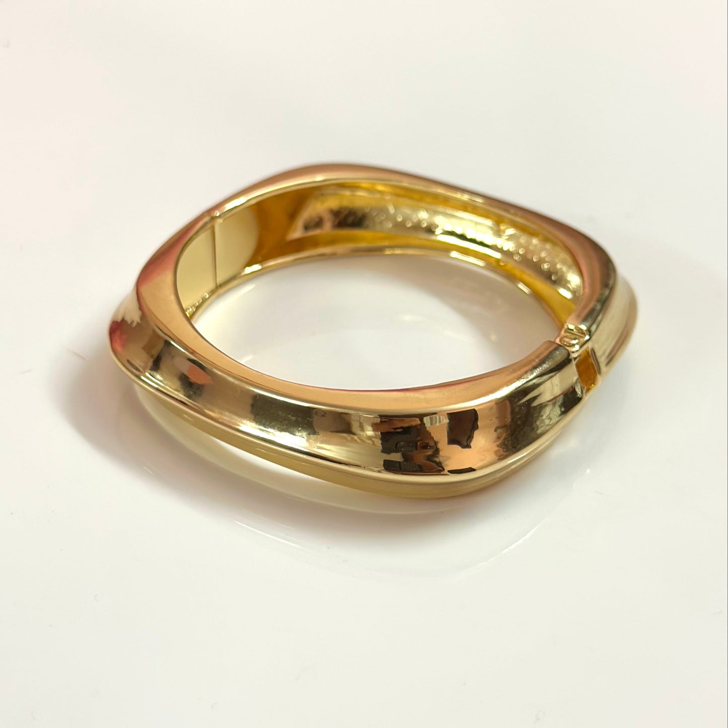Arcade cuff {Golden}