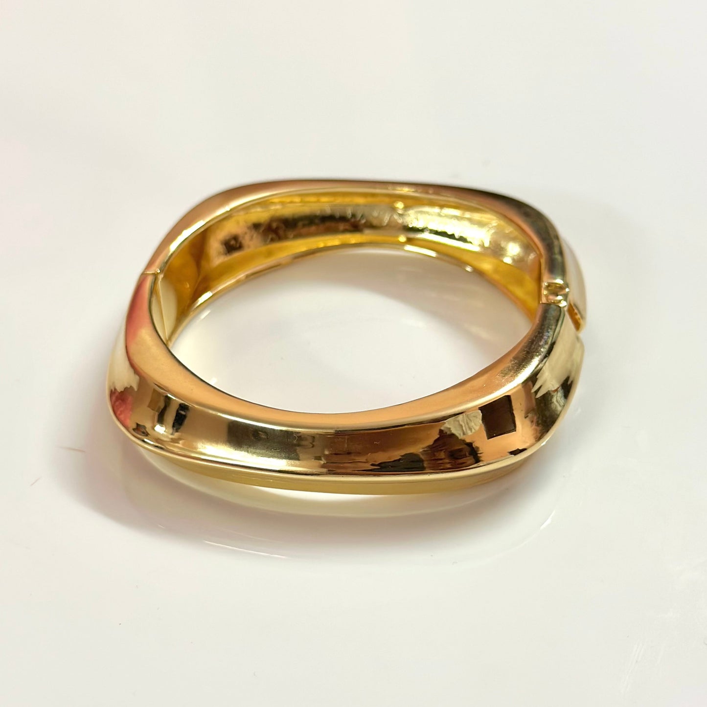 Arcade cuff {Golden}