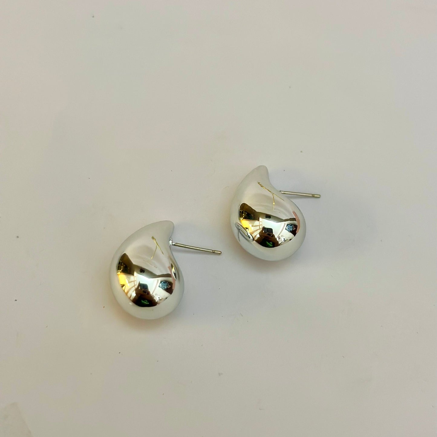 SILVER DROPLET STUDS