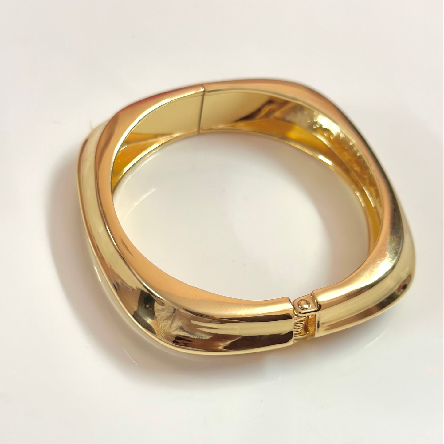 Arcade cuff {Golden}