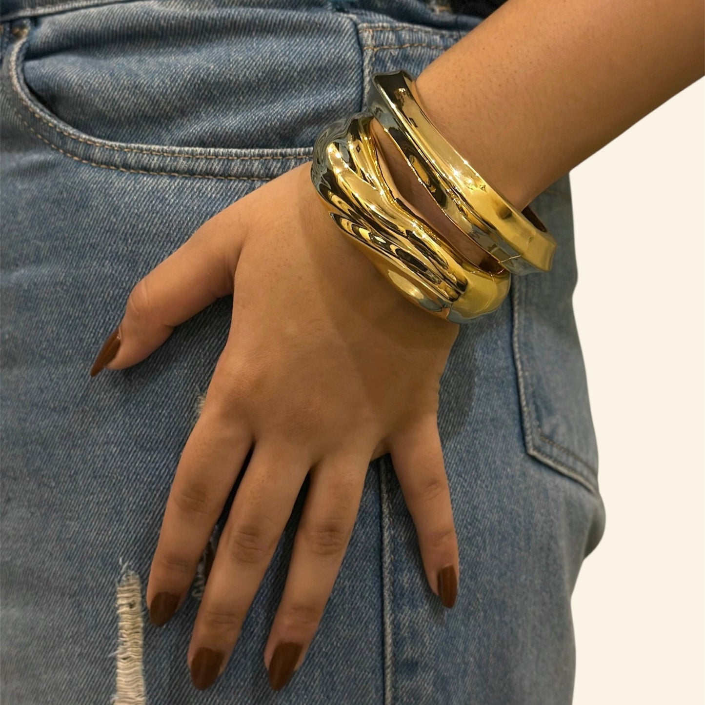 Arcade cuff {Golden}